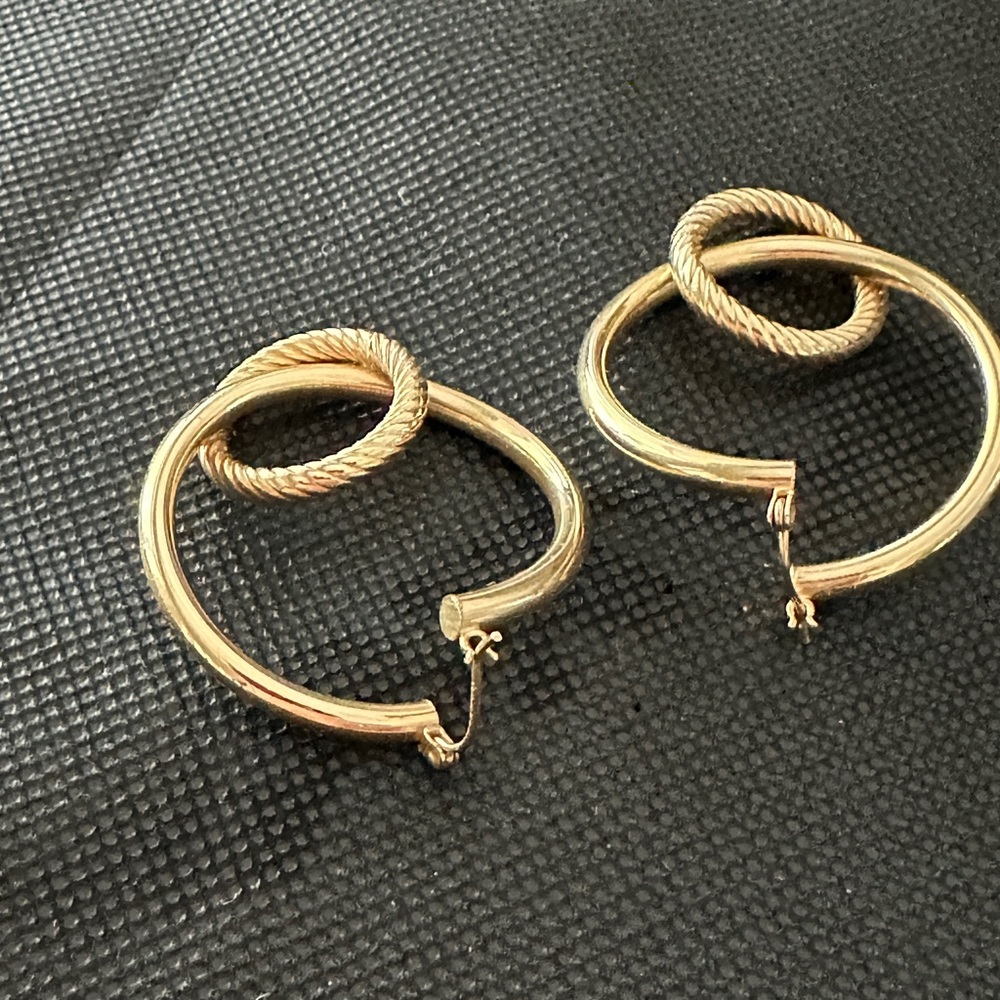 14K Gold Double Circle Hoop Earrings 1.5” - Picture 5 of 11